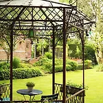 Emma Bed & Breakfast