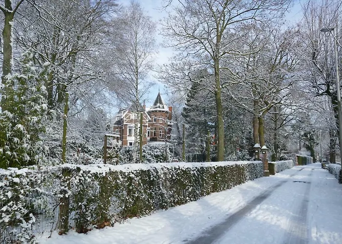 Bed & Breakfast Emma 4*